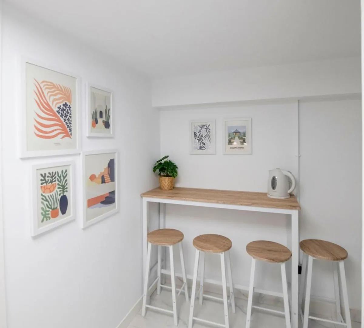 A Beautiful Brand New Apartment Madrid